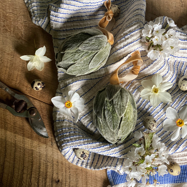 Pressed Stachys Dried Leaf Hanging Egg  Set of Two