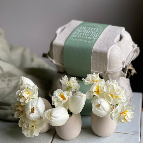 Spring Flower Ceramic Egg Budvase Gift Box